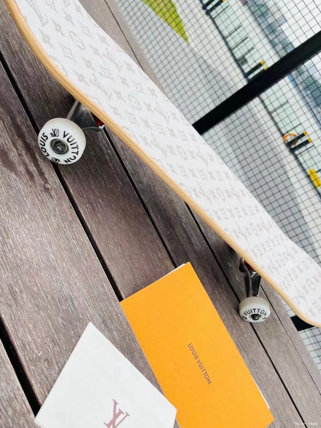 SKATEBOARD LV CUSTOM 0805
